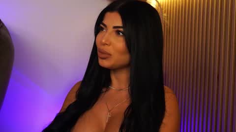 Andreea online show from September 16, 9:01 pm