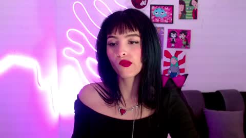 Snapshot of kind_scarlett chatting on January 29, 1:05 am Kind Scarlett online show from January 29, 1:05 am