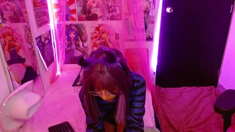 Snapshot of kind_scarlett chatting on October 2, 11:21 pm Kind Scarlett online show from October 2, 11:21 pm