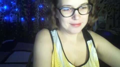 kindsweet online show from December 15, 2:06 am