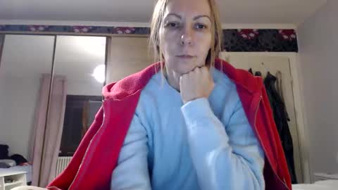 sexysexyhotwetpinkredpussy online show from November 1, 5:50 pm