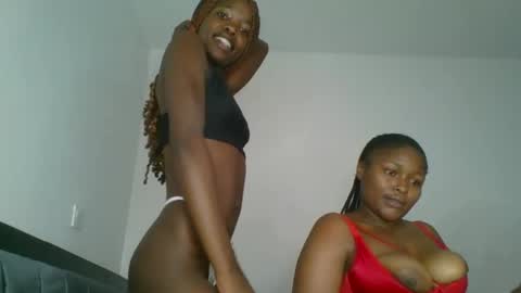 kinky_aria online show from November 17, 10:43 pm