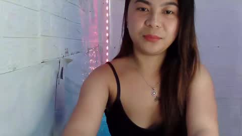 Snapshot of kinky_gurl69 chatting on January 3, 12:11 am mary online show from January 3, 12:11 am