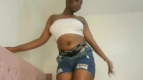 Lola online show from February 16, 10:09 pm