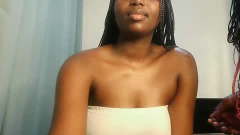 Lola online show from November 16, 9:43 am