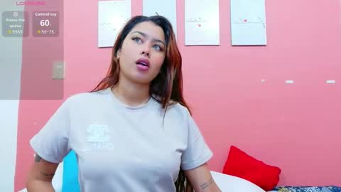 kinkycutegirll online show from December 14, 1:06 pm