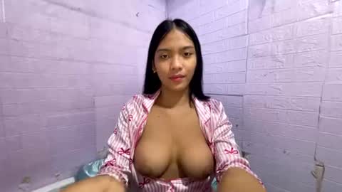 kinnalicous online show from July 29, 3:39 am