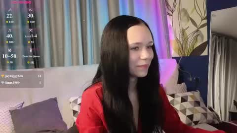 kira_bliss_ online show from July 2, 2:11 am