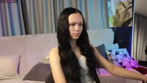 kira_bliss_ online show from July 1, 2:00 am