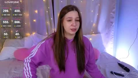 Kira Briis online show from March 6, 5:08 pm