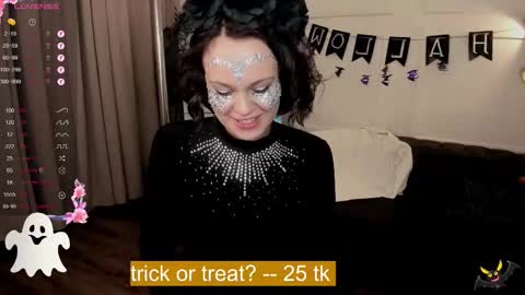 kira_energy online show from October 31, 2:24 am