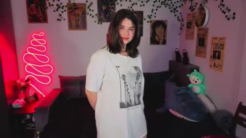 Kira VanKick online show from October 27, 5:08 pm