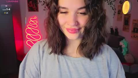 Kira VanKick online show from November 12, 4:49 pm