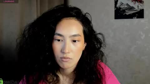 Aura online show from November 24, 5:42 am