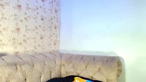 Snapshot of kira_mackenzie chatting on October 15, 11:57 am kira online show from October 15, 11:57 am