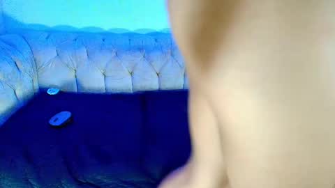 Snapshot of kira_mackenzie chatting on October 8, 12:20 pm kira online show from October 8, 12:20 pm
