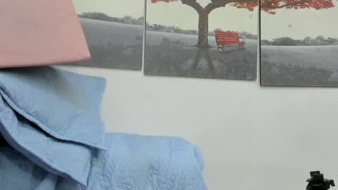 Snapshot of kira_mackenzie chatting on March 10, 11:55 am kira online show from March 10, 11:55 am