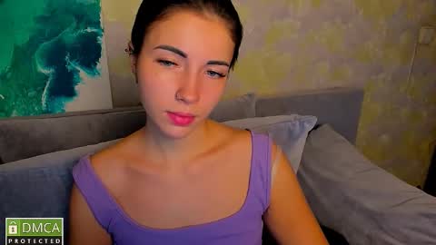 kiraa sunny online show from October 29, 8:44 pm