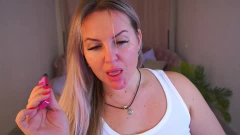 Kira online show from November 27, 10:23 pm