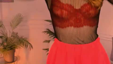 Kira online show from November 17, 2:07 pm