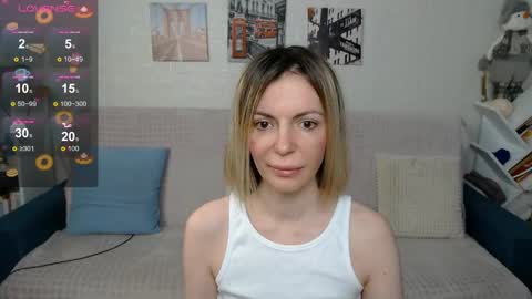 Snapshot of kiramartins_cat chatting on January 7, 4:08 am kiramartins cat online show from January 7, 4:08 am