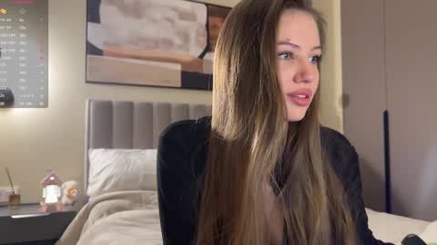 Kira online show from December 24, 3:05 pm