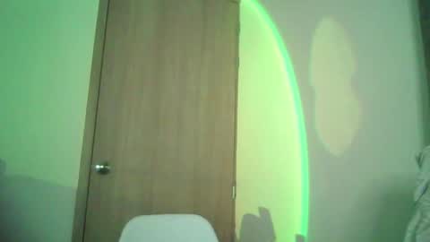 Kiri online show from November 1, 3:54 am