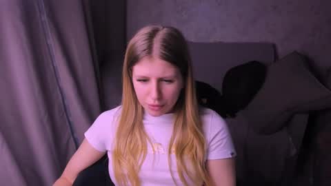 Snapshot of kirraa_ chatting on January 21, 8:00 pm Kira online show from January 21, 8:00 pm