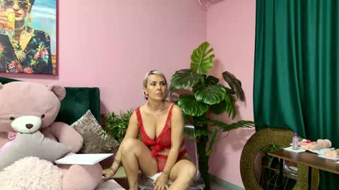 Kirra online show from April 29, 5:21 am