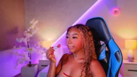 kishalove_ online show from July 30, 10:27 am