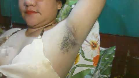 Snapshot of kiss_me_loves chatting on September 12, 11:45 pm kiss_me_loves online show from September 12, 11:45 pm