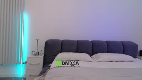 Alexandra online show from August 5, 7:53 pm