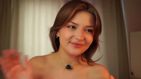 Mia online show from June 25, 5:12 am