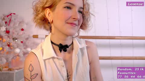 Snapshot of kisskiss_muah chatting on January 19, 2:06 pm Kate online show from January 19, 2:06 pm