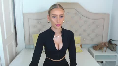 Natalie online show from May 6, 11:58 am