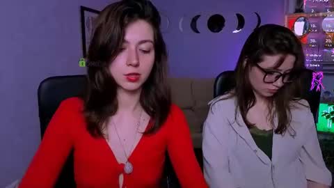 kitniss online show from June 15, 3:29 am