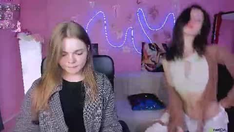 kitniss online show from June 26, 7:48 pm