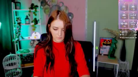 Snapshot of kitniss_dreamy chatting on September 18, 12:42 am kitniss online show from September 18, 12:42 am