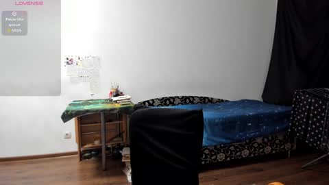 Kitsune online show from December 25, 6:41 pm