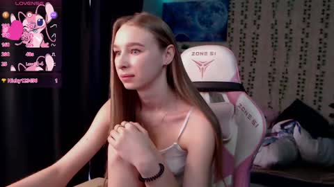 kitsuneyX online show from May 5, 12:35 am