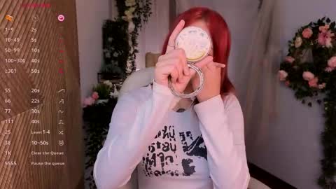 Snapshot of kitten_murray chatting on October 3, 5:34 am barbara online show from October 3, 5:34 am