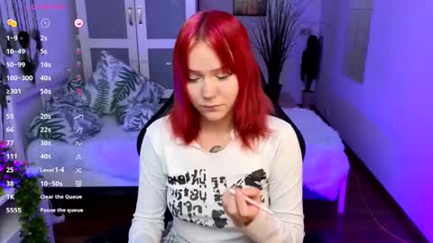 Snapshot of kitten_murray chatting on October 5, 5:56 am barbara online show from October 5, 5:56 am