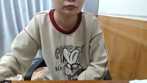 kitti_baby2x online show from December 20, 8:18 am