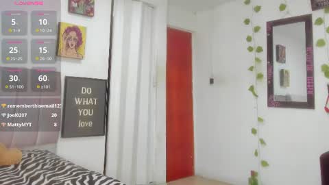  KITTY online show from July 22, 8:54 pm