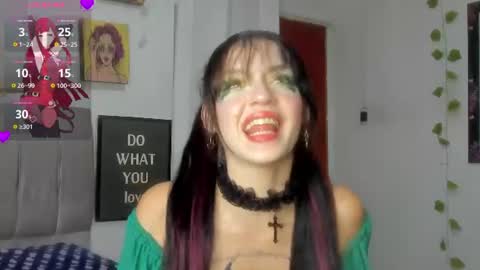  KITTY online show from July 6, 8:44 pm
