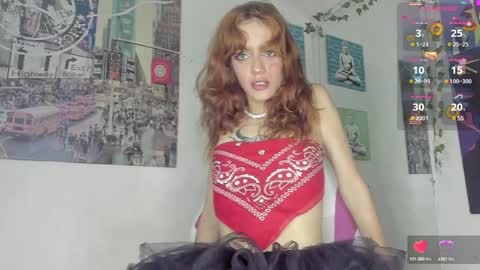 Snapshot of kitty__black__ chatting on December 10, 10:47 pm KITTY online show from December 10, 10:47 pm