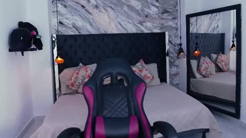 Kitty online show from July 21, 12:06 pm