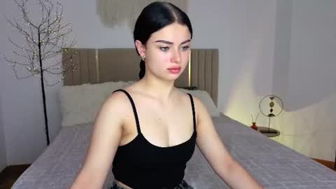 kitty_cut1ee_ online show from June 11, 6:43 am