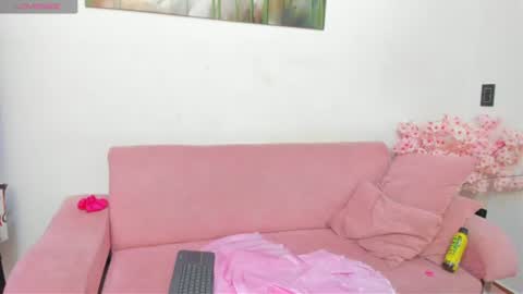 kitty_f00x online show from June 20, 7:50 pm
