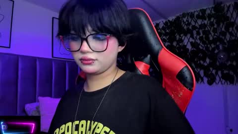 Camila online show from February 3, 6:22 am